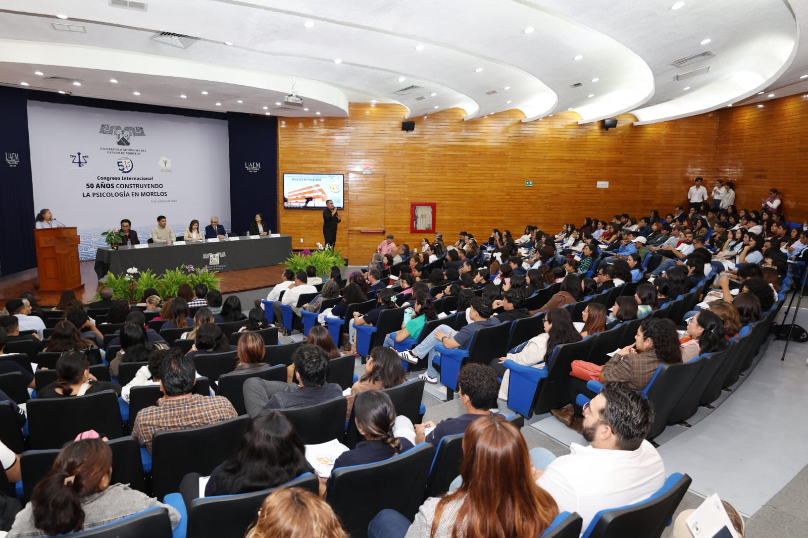 559012613_1237637774838178_1960305843706948755_n